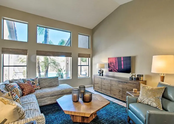 4 Mi To Tpc Scottsdale: Family W/ Hot Tub! Holiday home *