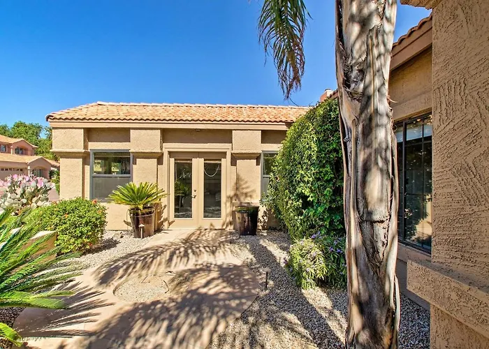 4 Mi To Tpc Scottsdale: Family W/ Hot Tub! Holiday home Phoenix