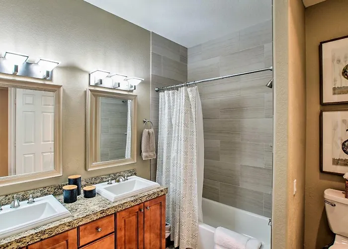 4 Mi To Tpc Scottsdale: Family W/ Hot Tub! Holiday home Phoenix